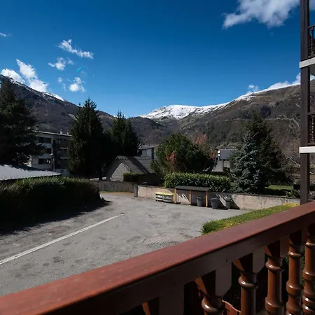 Apartment Duplex Cosy Pour 4 Personnes, Proche Commerces Et Pistes De - Fr-1-296-420