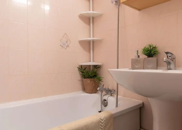 Duplex Cosy Pour 4 Personnes, Proche Commerces Et Pistes De - Fr-1-296-420 *