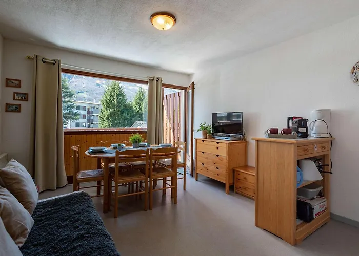 Duplex Cosy Pour 4 Personnes, Proche Commerces Et Pistes De - Fr-1-296-420